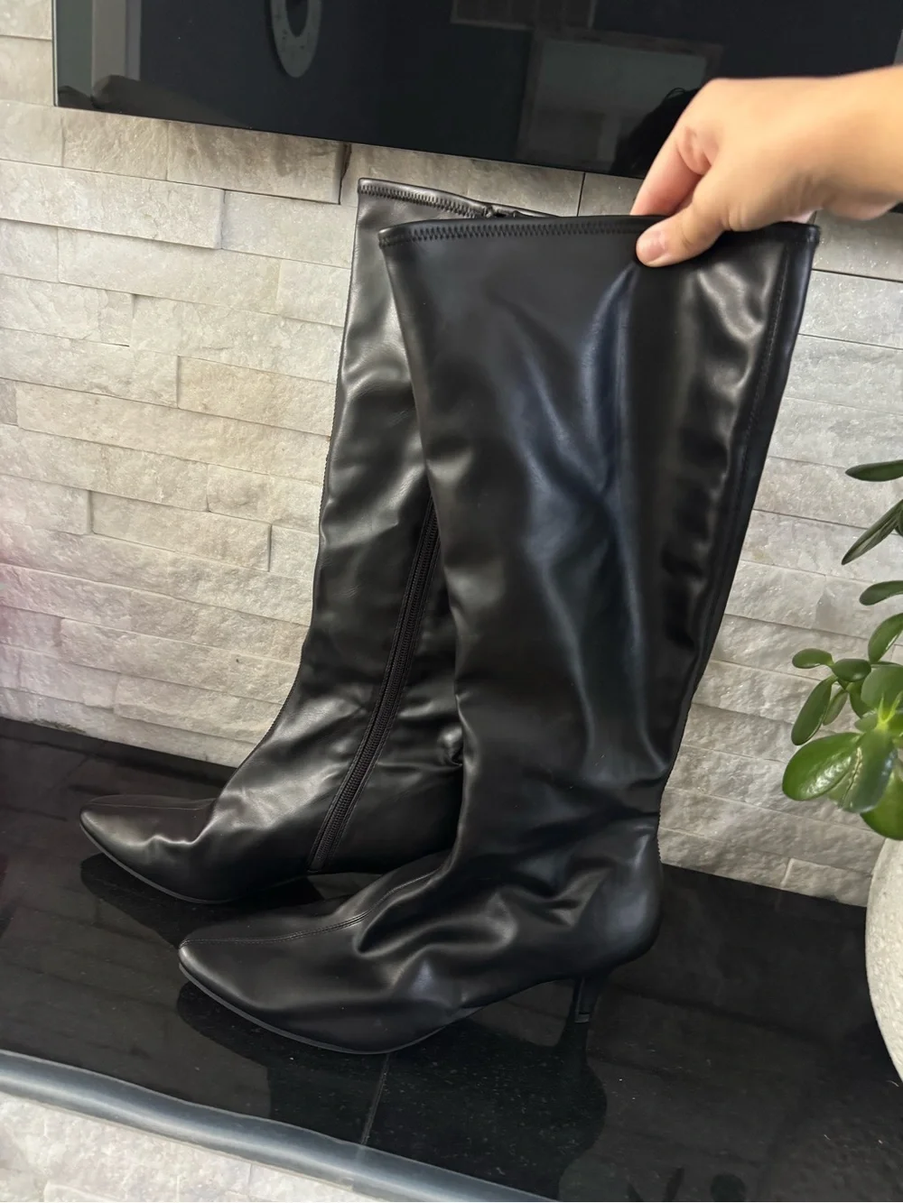 Classic Black Knee-High Women's Boots
